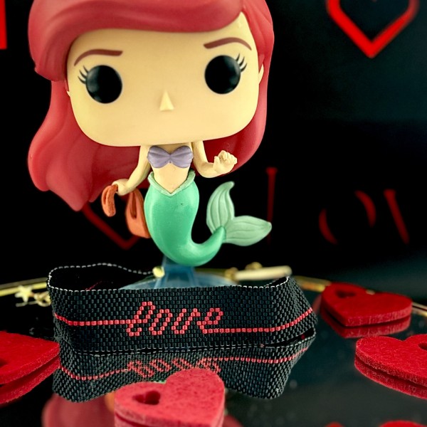 Rokassprādze “Love”