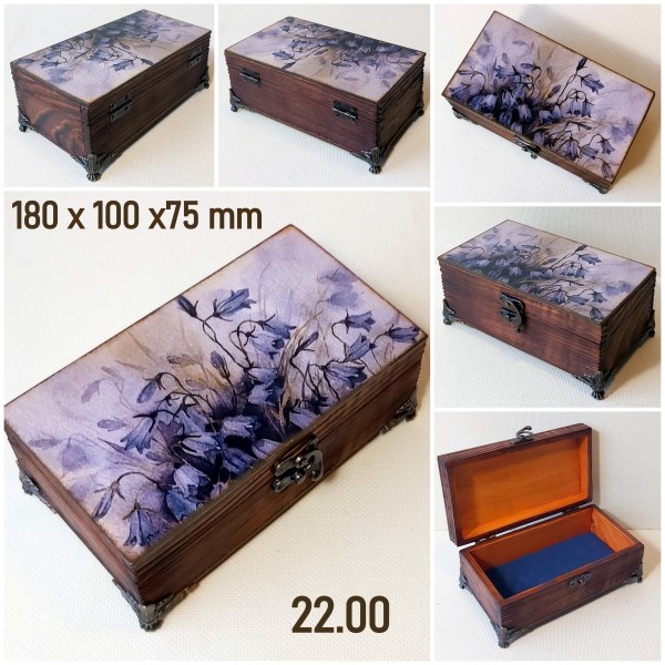 Koka lādīte (roku darbs).  Шкатулка