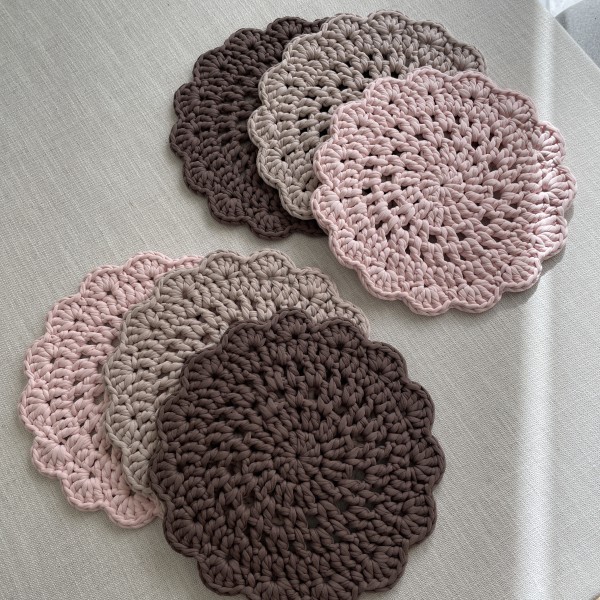 Komplekts no 6 salvetēm