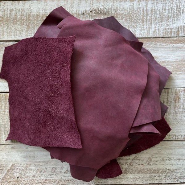 Tumši sarkani crazy horse ādas atgriezumi - 2kg paka