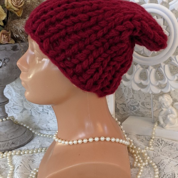 Lieldzijas cepure (bēšīga, sarkana, rozā, raiba)