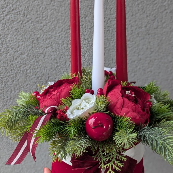 Galda dekors Latvijas svētkiem