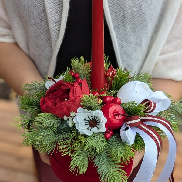 Galda dekors Latvijas svētkiem