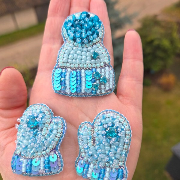 Piespraužu kommplekts Cepure un cimbi