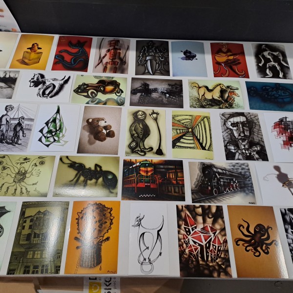 Ilustrētu kartiņu komplekts ar 10 kartiņām