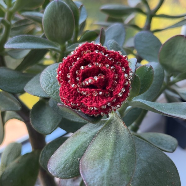 Brošiņa “Rozīte”