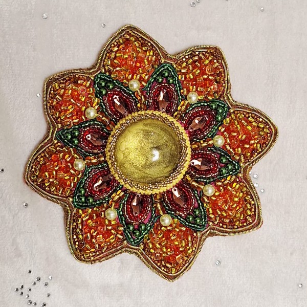 Piespraude - dzeltens zieds