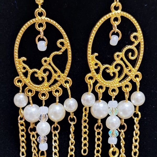 Auskari Baltā pērle