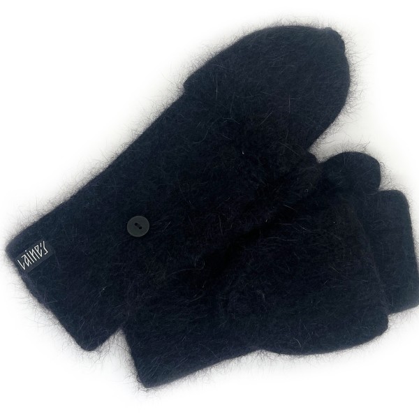 Ar rokām adīti pārveidojami angoras vilnas dūraiņi melnā krāsā