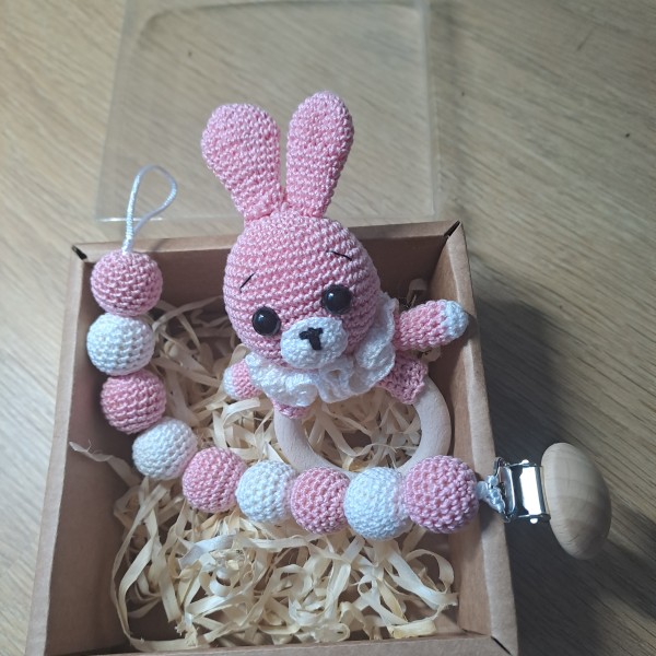 Dāvanu komplekts mazulim.