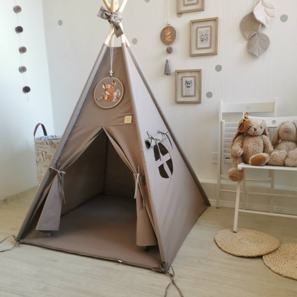 Dizaina vigvams/telts bērniem "Meža skola"