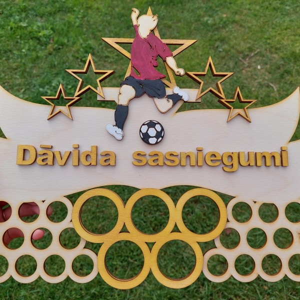 Medaļu turētājs1
