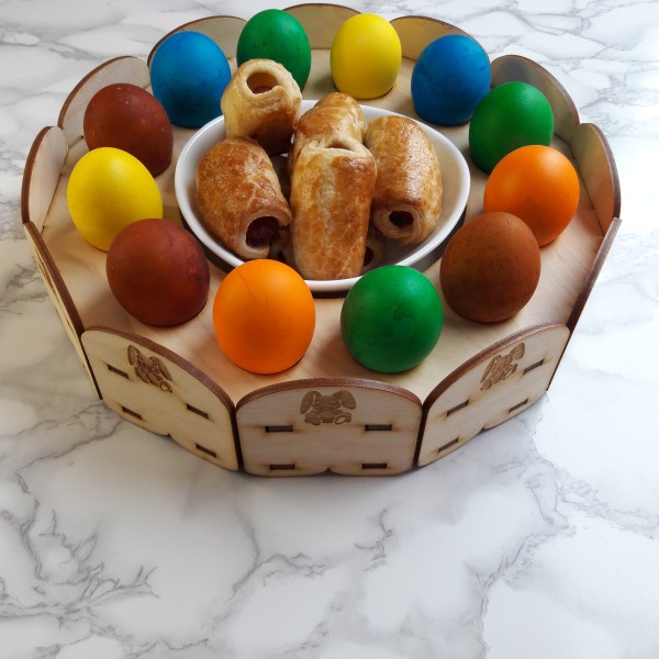 Koka Lieldienu olu paliktnis 12 olām ar vietu uzkodām