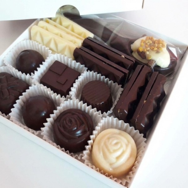 Šokolāde + konfektes