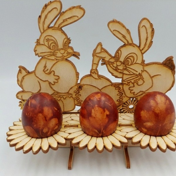 Lieldienu olu turētājs ar zaķīšiem (3 olām)