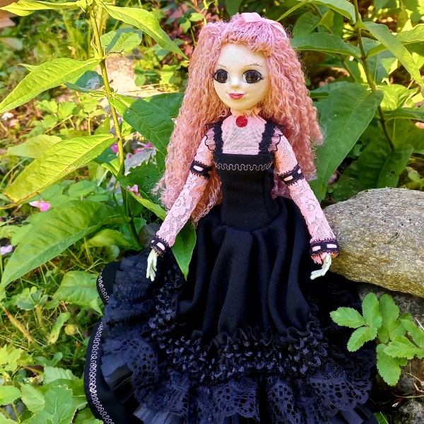 Lelle "Mīļā meitene"