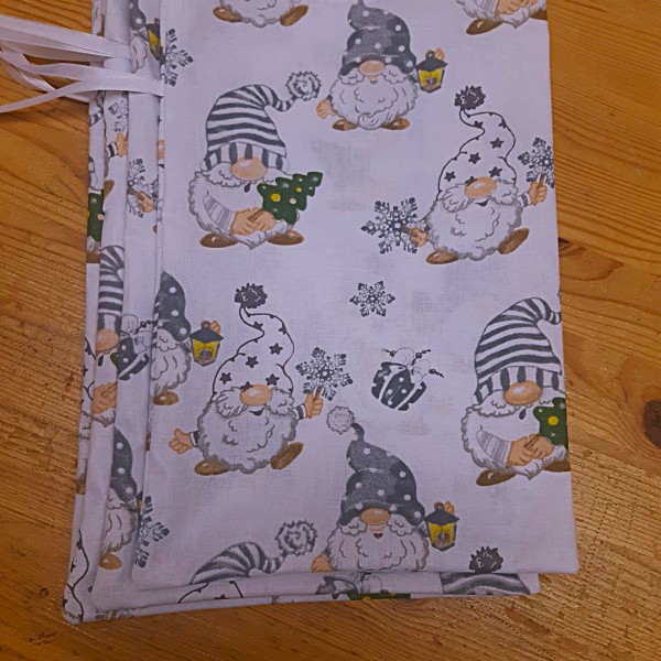 Ziemassvētku dāvanu maisiņi