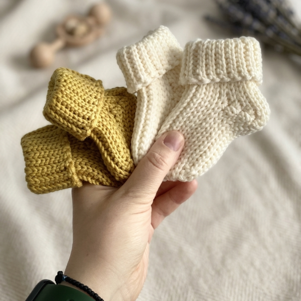 Zeķītes jaundzimušajiem / raudzībām