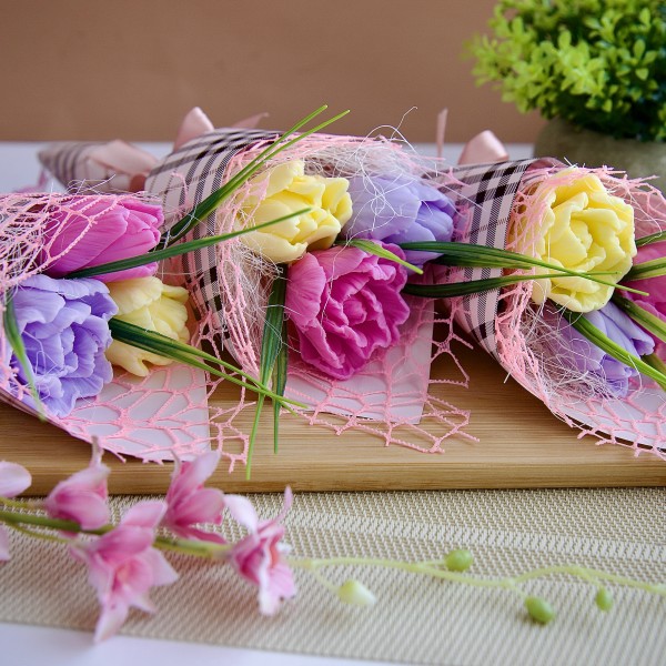 Ziepju tulpju pušķis