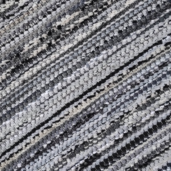 Austs grīdas celiņš -pelēko toņu mikss ar sudraba akcentiem. . 95cm x 260cm