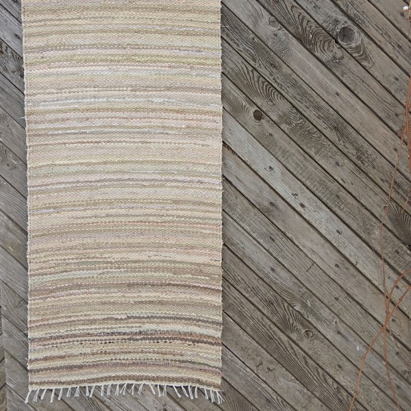 Austs grīdas celiņš, izmērs ,,mammai pie gultas''. -58cm x 155cm