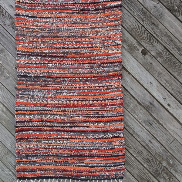 Austs grīdas celiņš, izmērs ,,mammai pie gultas''. -58cm x 155cm
