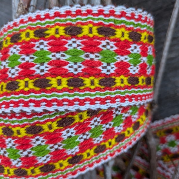 Krustpils  ziedainā josta - vilna , lins
