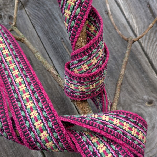 Praulienas ziedainā josta - Vidzeme