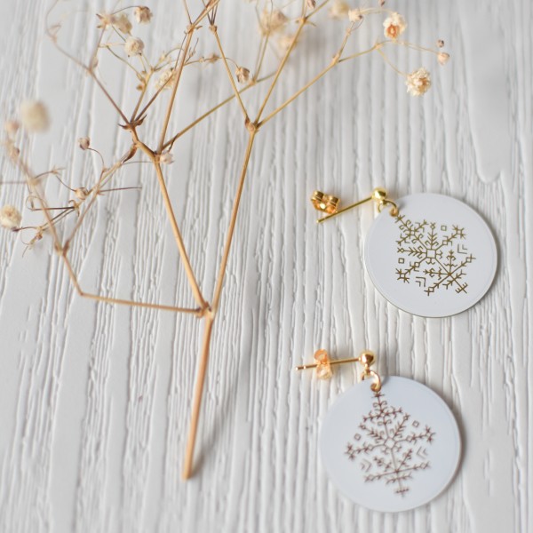 Mazie auskari Austras koks, balti