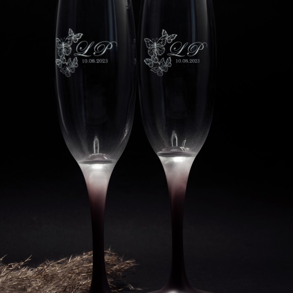 Gravējums uz stikla, Šampaniešu glāzes ar gravējumu. Personalizēta Dāvana.