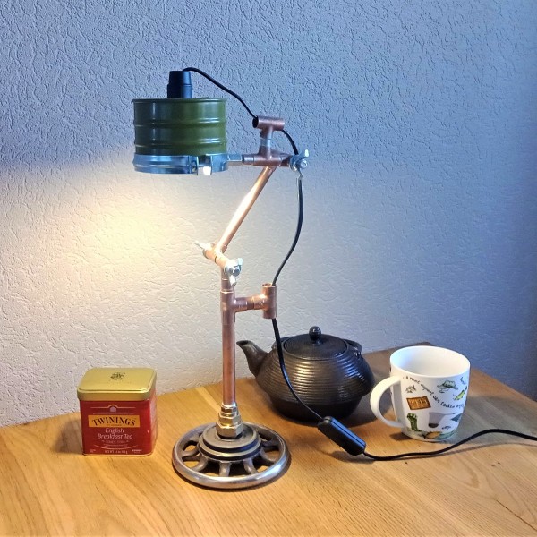 Kapara galda lampa