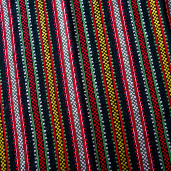 Vecauces brunču audums.