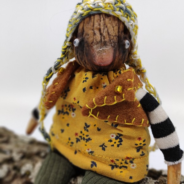 Riekstkoka mākslas lelle, Art doll, ooak