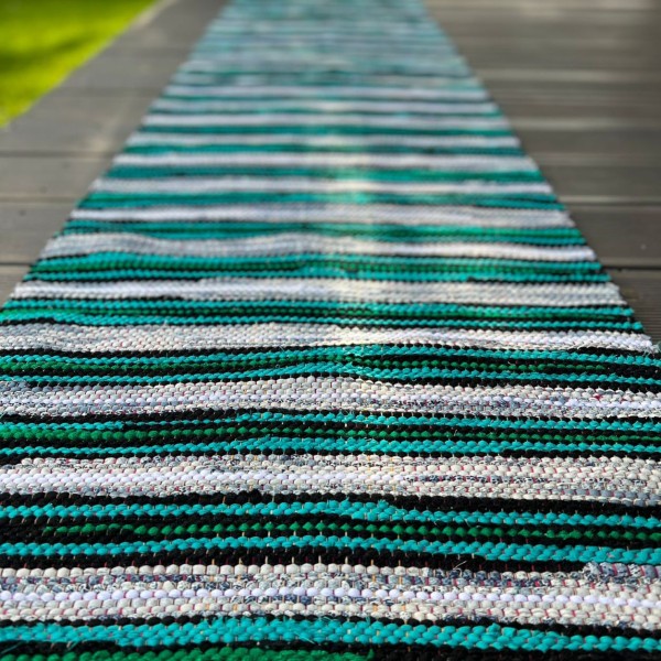 Grīdceliņš  zaļām un pelēkām svītrām 2,45 m x 0,53 m