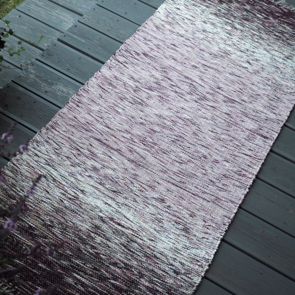 Gaiši ceriņains grīdceliņš  1,80 m x 0,72 m