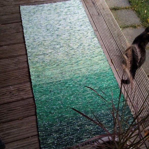 Paklājs "Zaļi baltais "