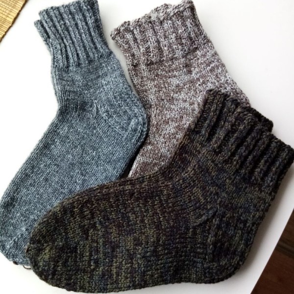 Adītas vilnas zeķes